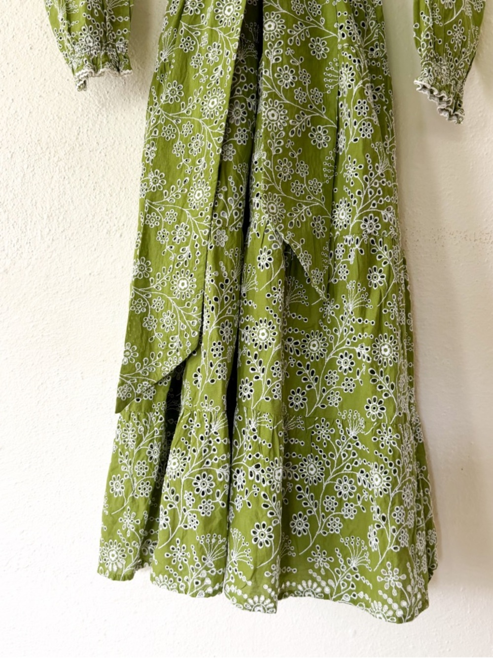 ME+EM Bespoke Contrast Green Broderie Long Sleeve Midi Dress - Picture 6 of 9